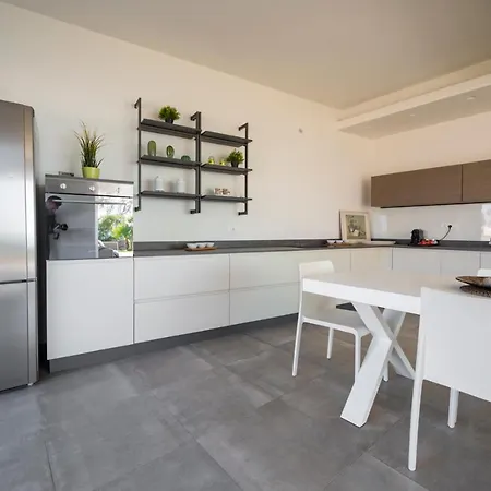 Sea View Holiday home *