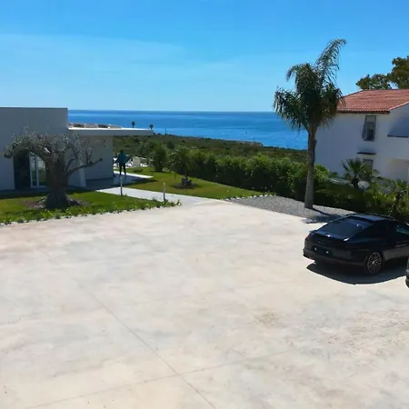 Sea View *